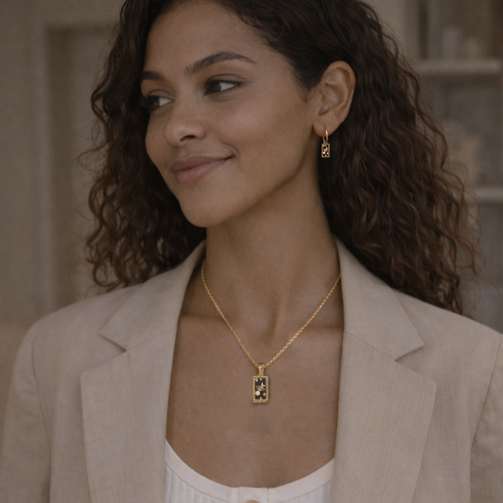 The world (Dünya) Tarot kolyesi